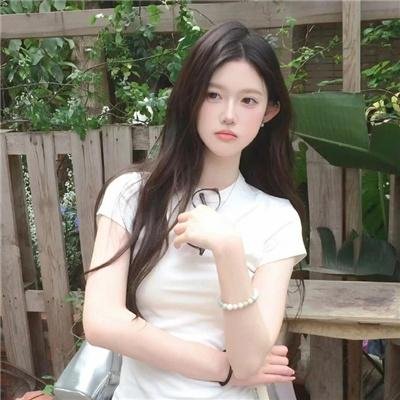 豺狼之吻海报