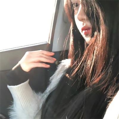 不正常小姐海报